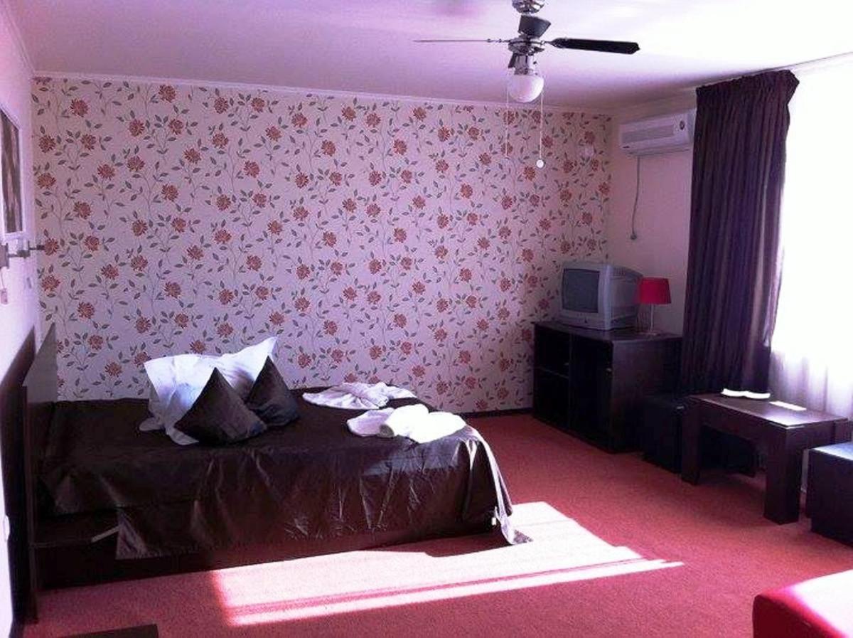 Omega Mamaia Nord Hotel Navodari Ngoại thất bức ảnh